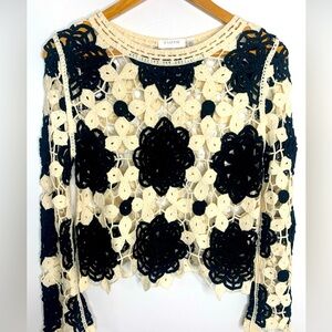 Cloth By Design Size Small Black And Ivory Crochet Floral Open Knit Top Whimsy